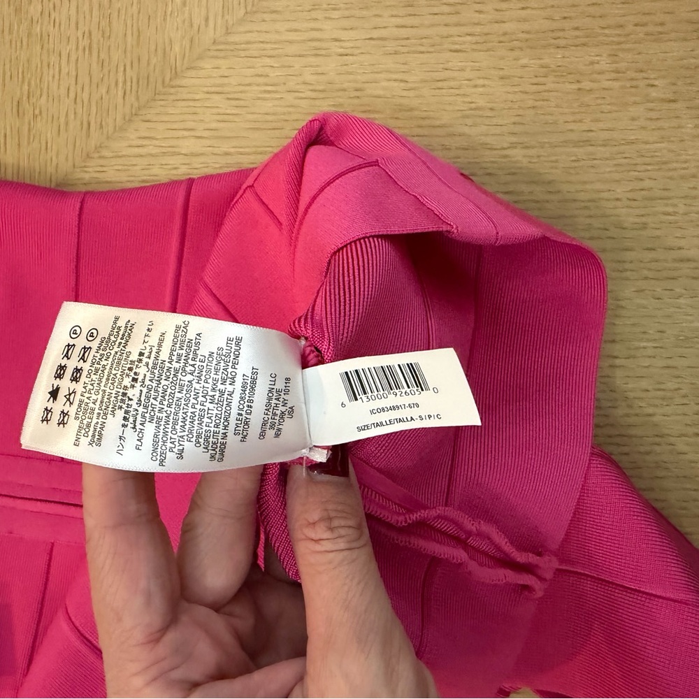 Herve Leger Hot Pink Backless Bandage Dress - Picture 5 of 10
